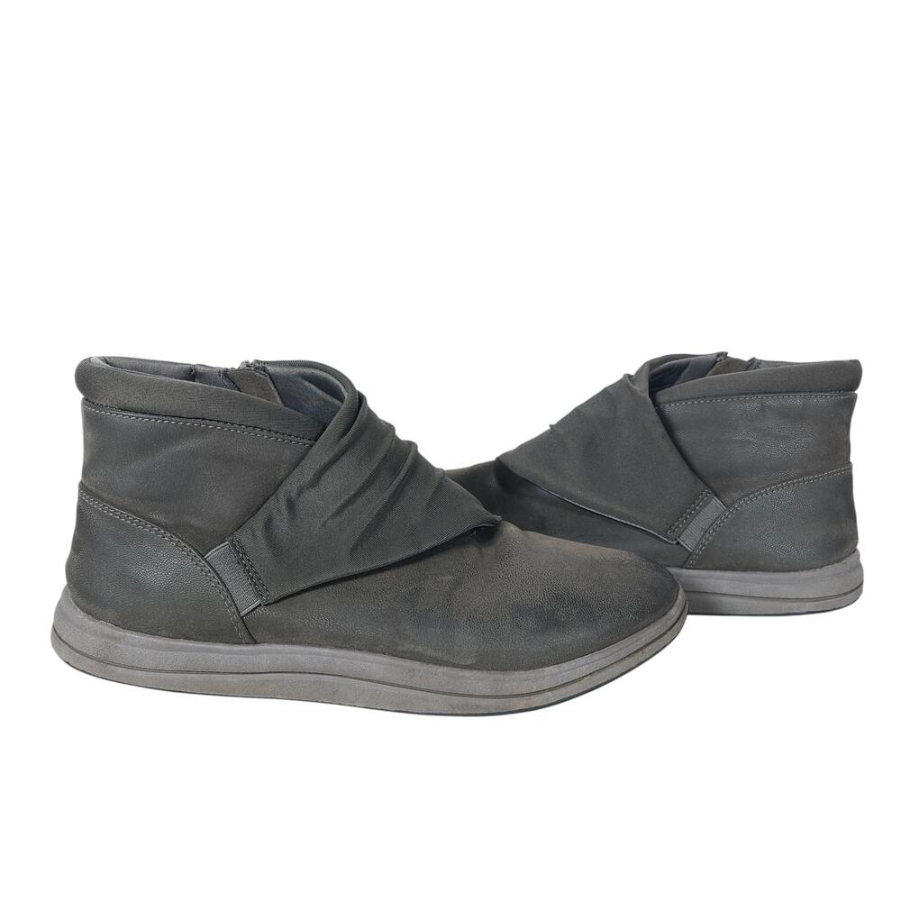 Clarks Womens Ankle Boots 8.5 Gray Leather Comfort Casual Walking Chic Booties